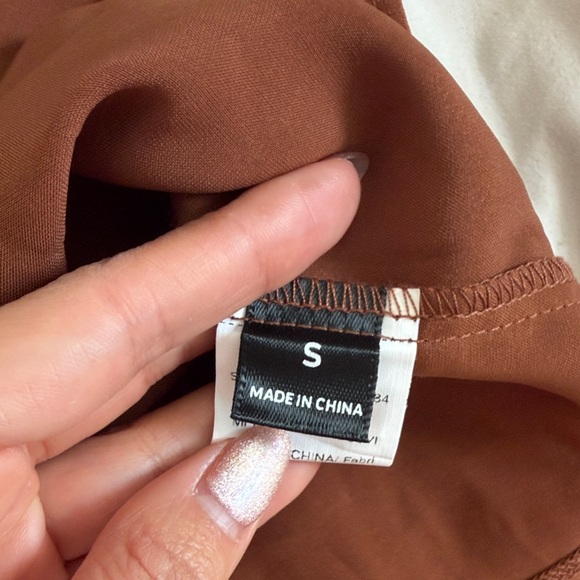 Women's Brown Sleeveless Top - Picture 3 of 3